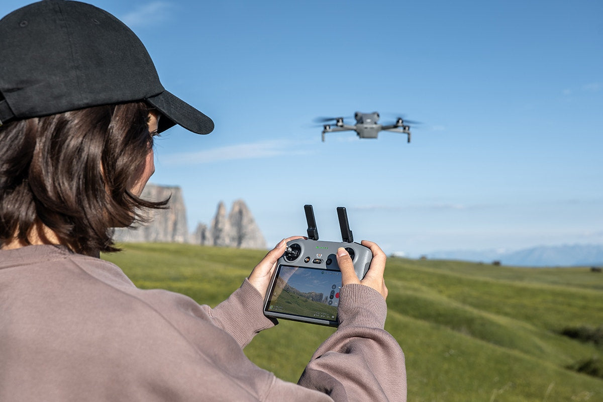 DJI Mini 5 Pro Drone - Fly More Combo Plus (DJI RC2)