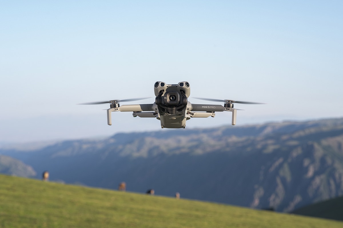 DJI Mini 5 Pro Drone - Fly More Combo (DJI RC-N3)