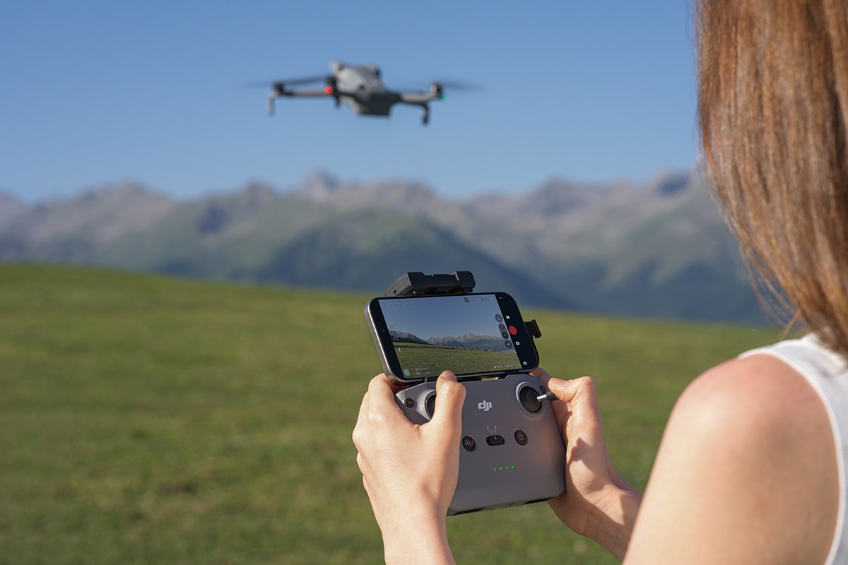 DJI Mini 5 Pro Drone - Fly More Combo (DJI RC-N3)