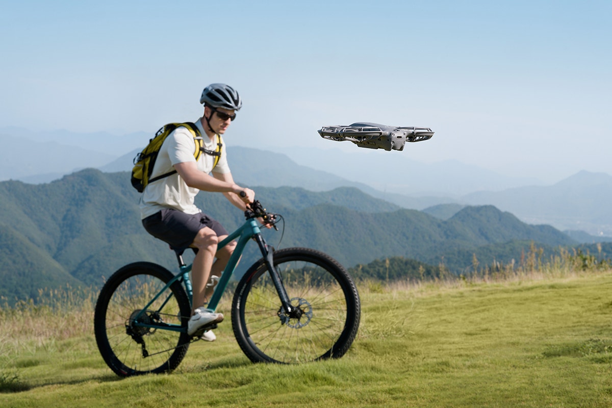 DJI Neo 2 Fly More Combo (Drone with DJI RC Motion Remote Controller)