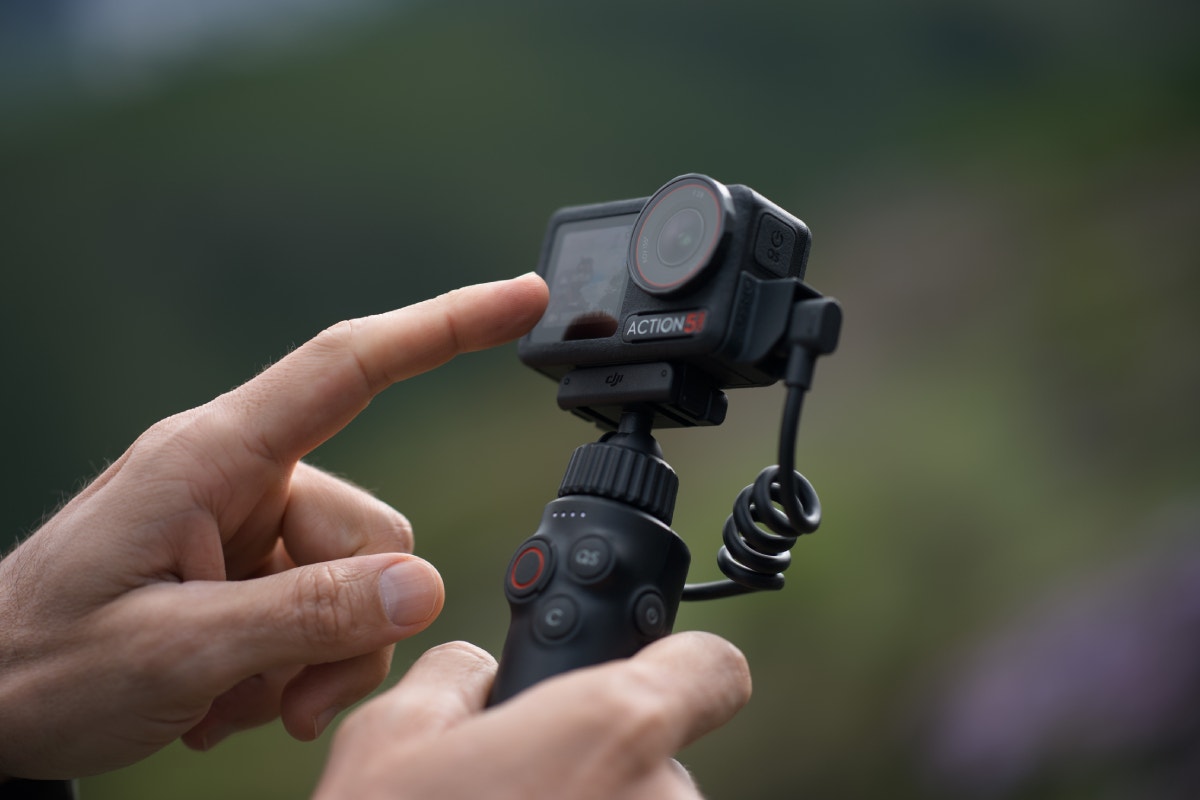 DJI Osmo Action 5 Pro Adventure Combo