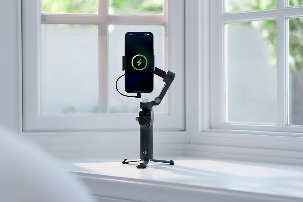 DJI Osmo Mobile 8 Gimbal