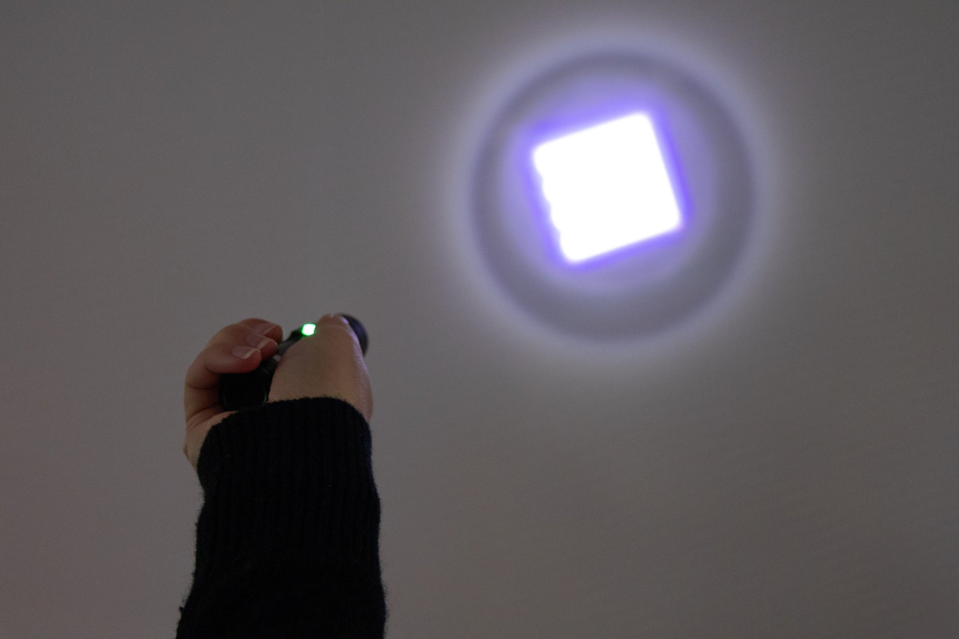 Rechargeable LED 1800mAh Flashlight