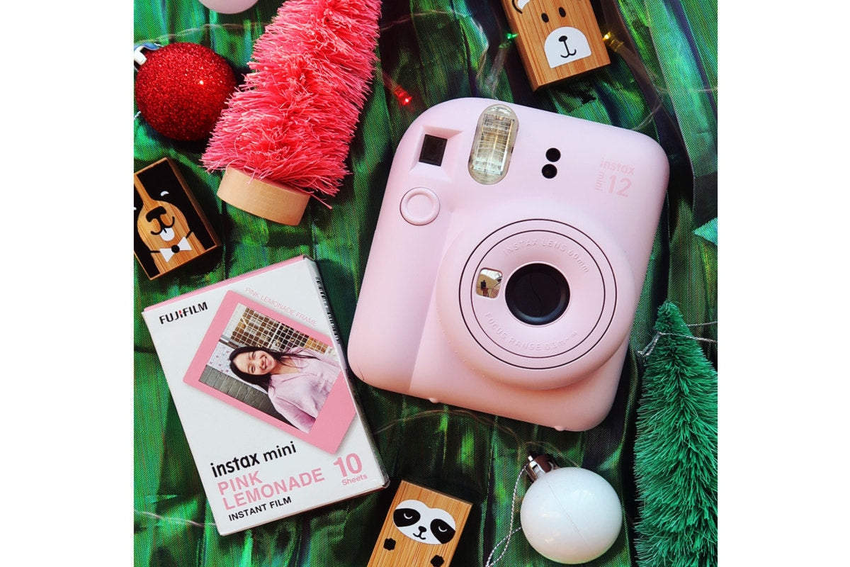 Fujifilm Instax Mini 12 Christmas Bundle (Blossom Pink)