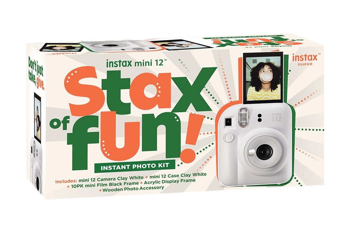 Fujifilm Instax Mini 12 Memory Maker Bundle (Clay White)