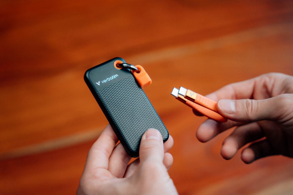 Verbatim 1TB Pocket SSD USB 3.2 Gen 2 (Black/Orange)