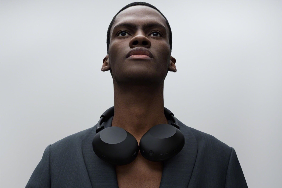 Sony WH-1000XM6 Wireless Noise Cancelling Over-Ear Headphones (Black)
