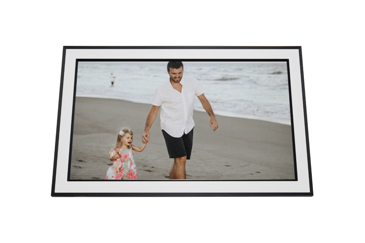 Kogan 15.6" Wi-Fi Digital Photo Frame with Frameo App (Black)