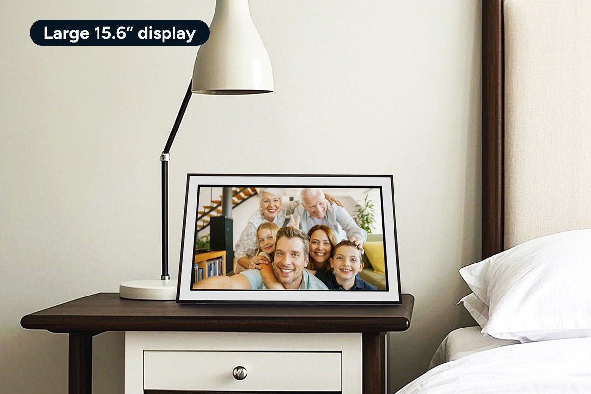 Kogan 15.6" Wi-Fi Digital Photo Frame with Frameo App (Black)