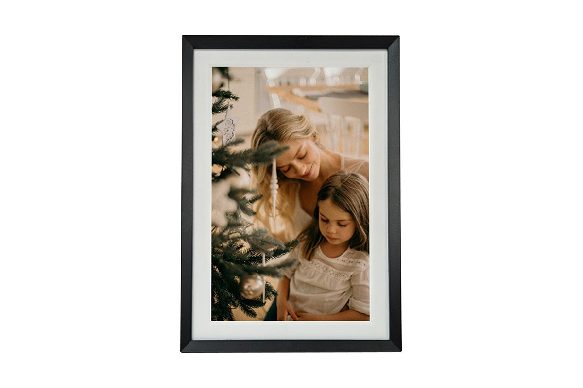 Kogan 10.1" Touch Screen Digital Photo Frame with Frameo App (Including 3 Frames)