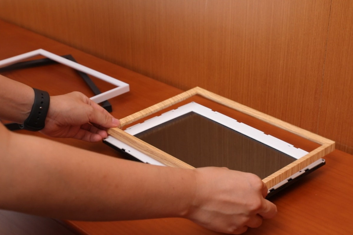 Kogan 10.1" Touch Screen Digital Photo Frame with Frameo App (Including 3 Frames)