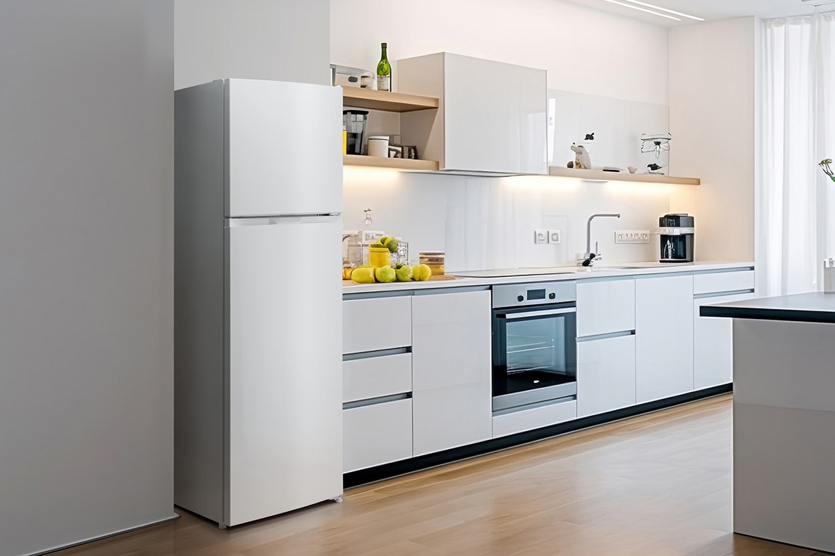 Kogan 247L Top Mount Fridge (White)