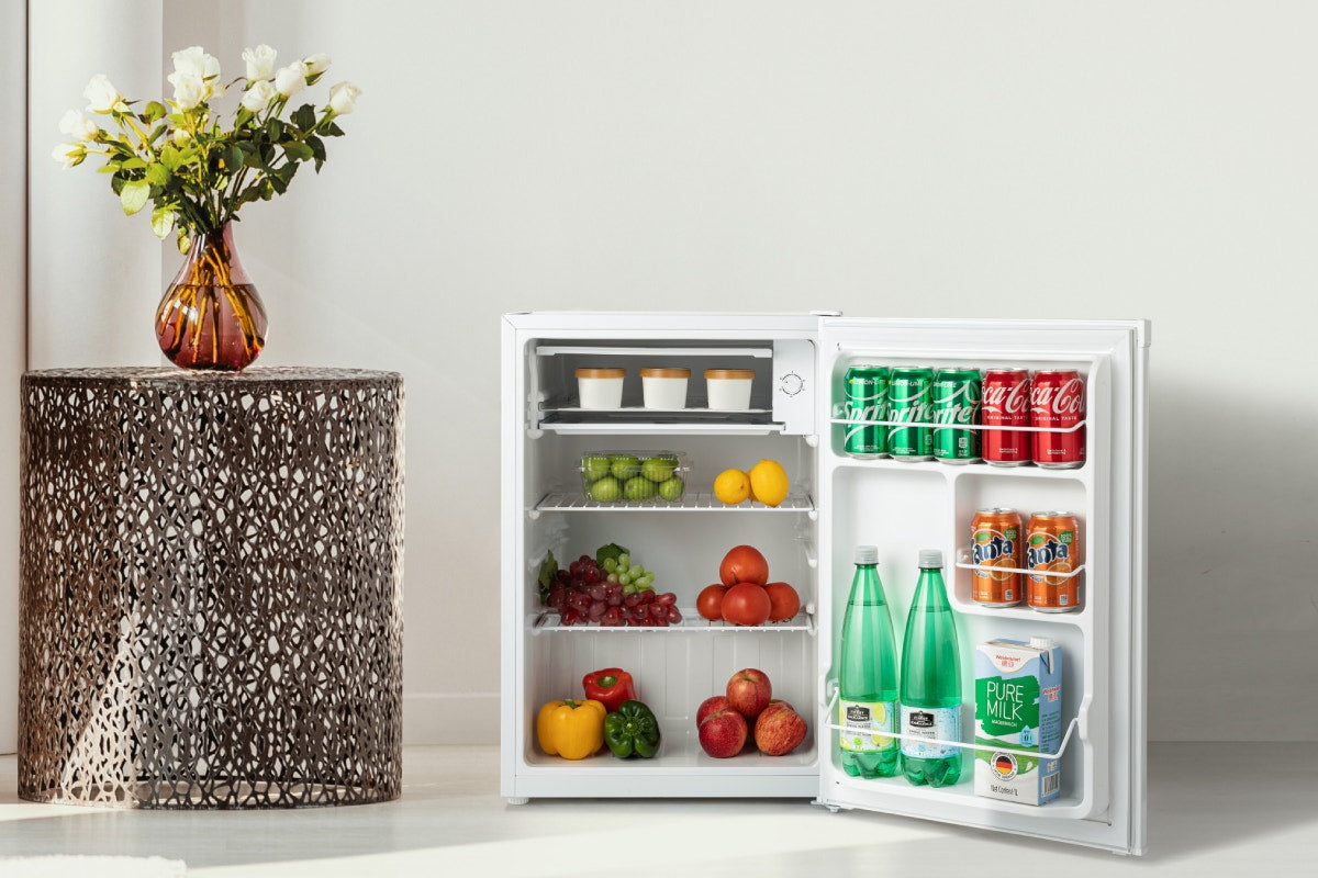 Kogan 75L Bar Fridge (White)