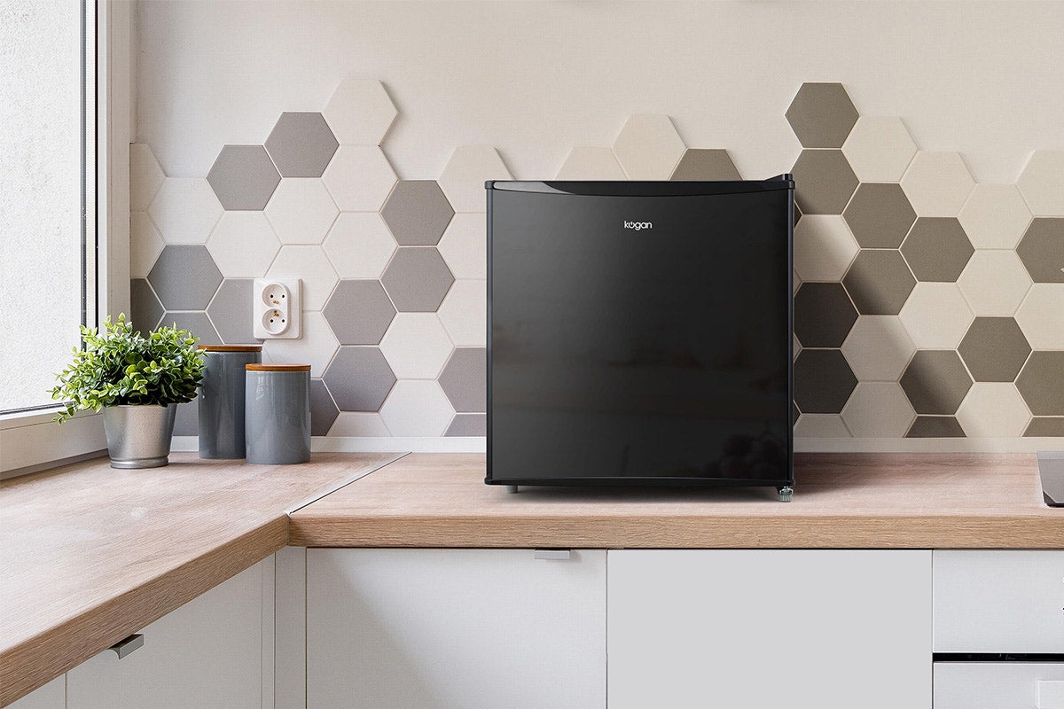 Kogan 43L Bar Fridge (Black)