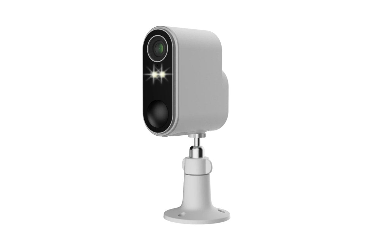 Kogan SmarterHome 5MP Outdoor Battery Powered Wireless Security Camera with Spotlight