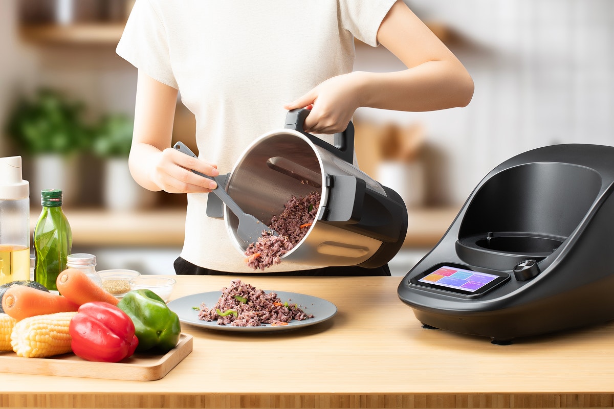 Kogan SmarterHome™ ThermoBlend All-In-One Food Processor & Cooker