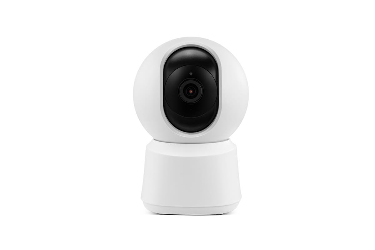 Kogan SmarterHome™ 3MP Pan & Tilt Motion Tracking Security & Pet Camera