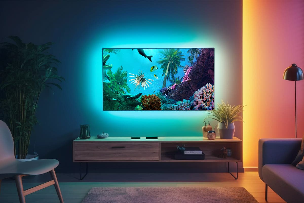 Kogan SmarterHome™ TV LED Back Light with HDMI Sync Box