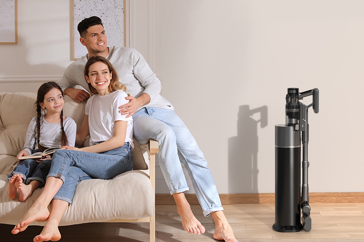 Kogan MX15 Absolute Cordless Stick Vacuum Cleaner with Auto-Empty Dock