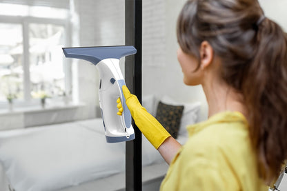 Kogan StainClean Window Vacuum Cleaner V10