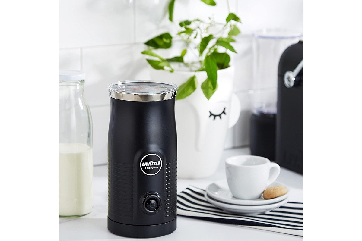 Lavazza A Modo Mio Jolie Coffee Machine with Milk Easy Frother