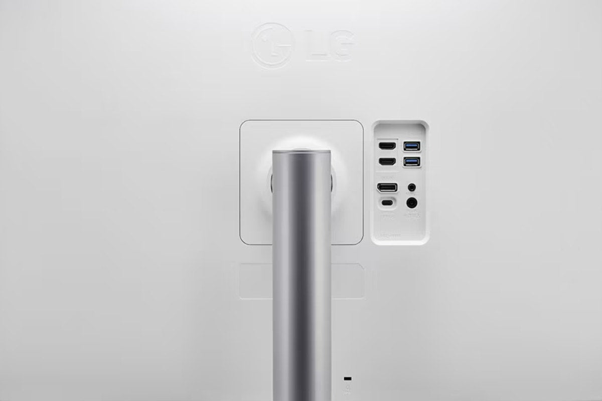 LG 32" UHD 144Hz FreeSync USB-C Gaming Monitor (32UQ750P-W)