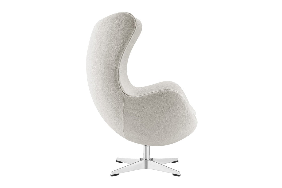 Matt Blatt Arne Jacobsen Egg Chair Replica (Teddy Bone)