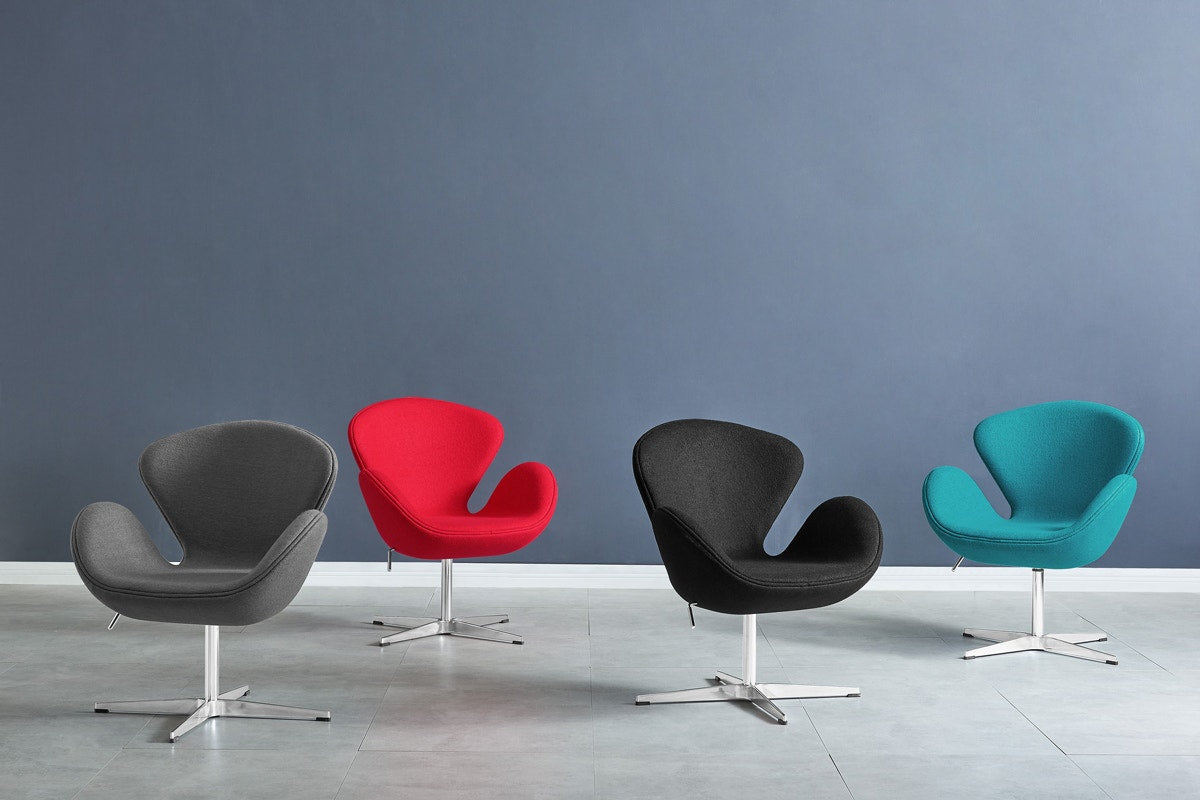 Matt Blatt Arne Jacobsen Swan Chair Replica  - Red)