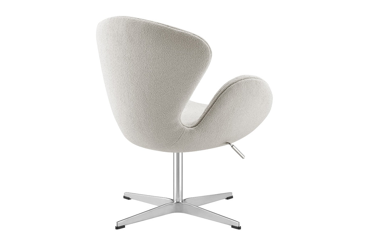 Matt Blatt Arne Jacobsen Swan Chair Replica (Teddy Bone)