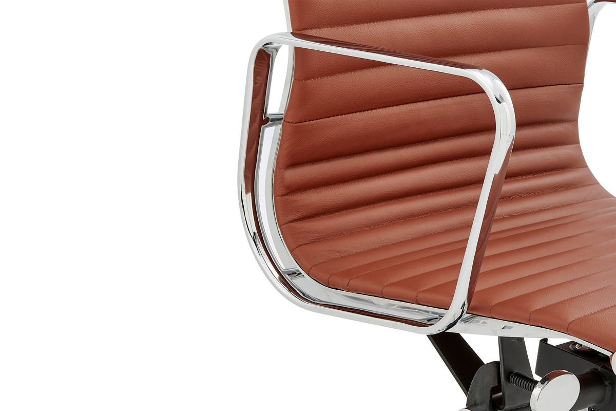 Matt Blatt Eames Group Standard Aluminium High Back Office Chair Replica (Tan Leather)