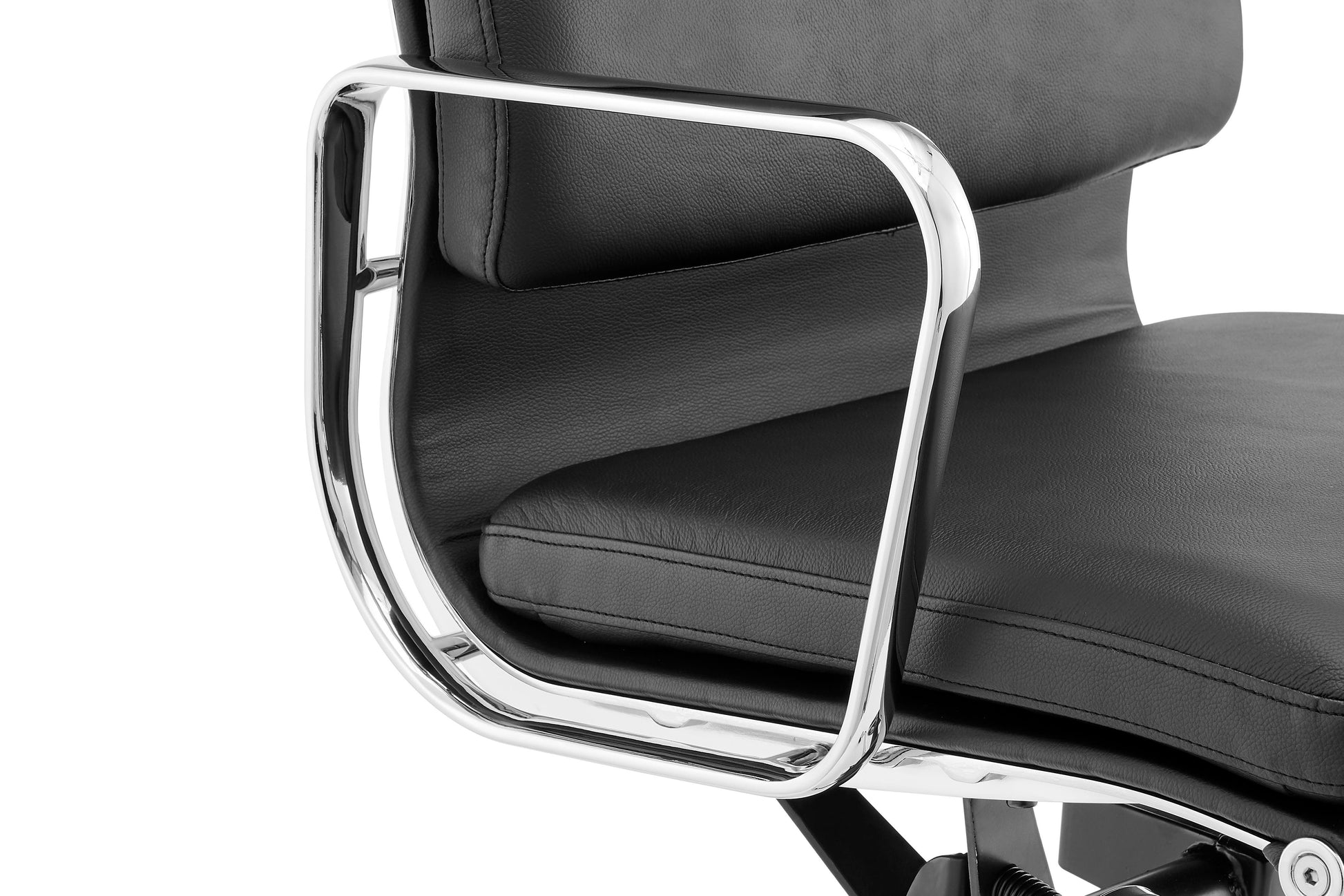 Matt Blatt Eames Group Standard Aluminium Padded High Back Office Chair Replica (Black Leather)