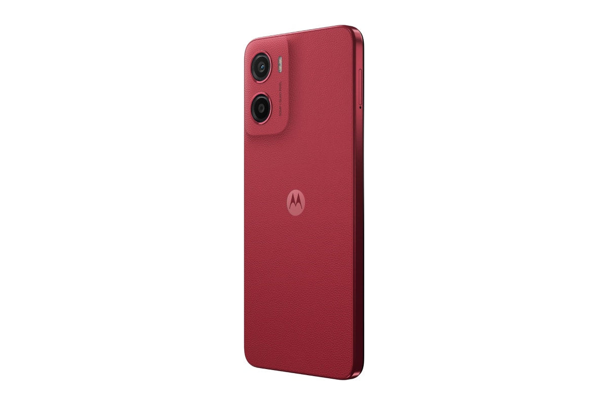 Motorola Moto G05 4G (64GB, Plum Red)