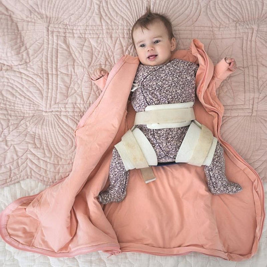 Baby Loves Sleep - 2.5 TOG Winter - Hands In & Out Extra-Wide Sack Warm - Peach Pink 12+M - Auzzistore