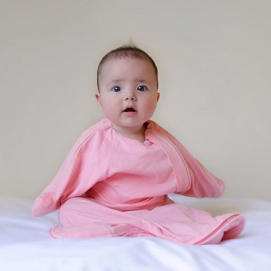 Baby Loves Sleep Sleepy Hugs 'Cool' - Candy Pink (Summer) 6-12M – view 2 - Auzzistore