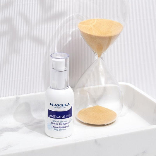 Mavala ANTI-AGE PRO Chronobiological Day Serum - 30ml – view 2