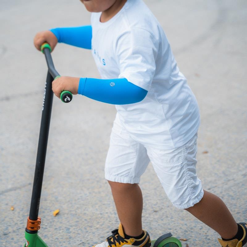 SParms UPF50+ Everyday Sleeves for Kids - Maroon