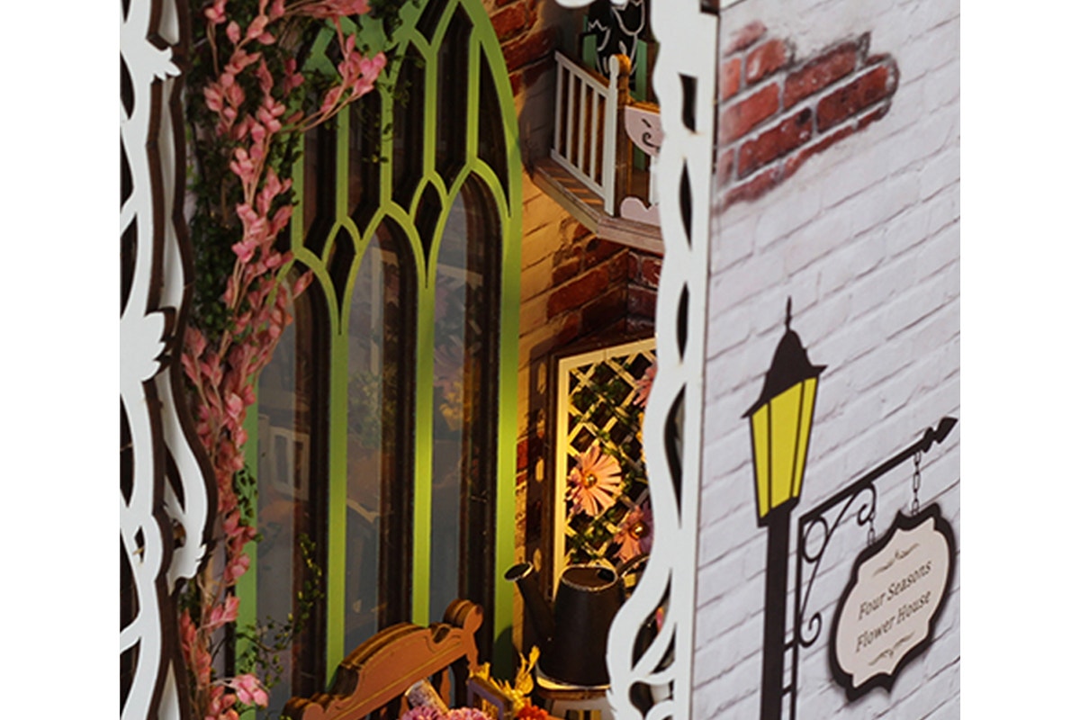 DIY Miniature Garden House Book Nook