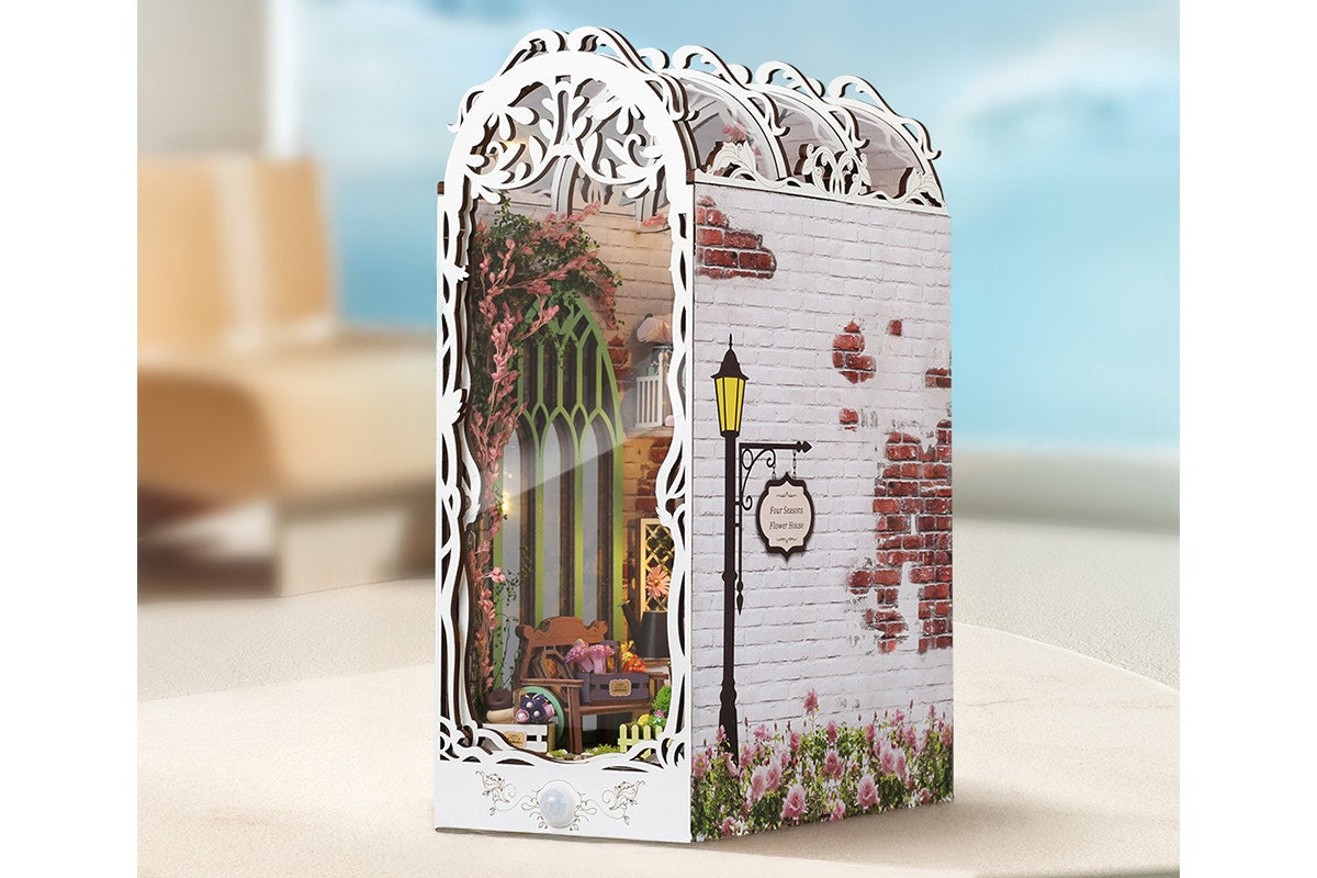 DIY Miniature Garden House Book Nook