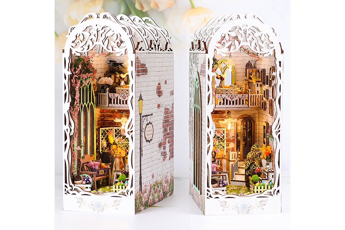 DIY Miniature Garden House Book Nook