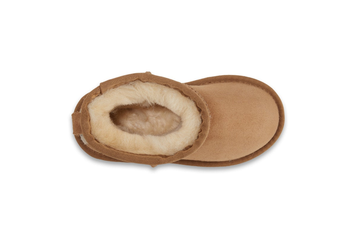 UGG Outback Kid's Premium Double Face Sheepskin Classic Boot  - Chestnut; Size 3-4 US)