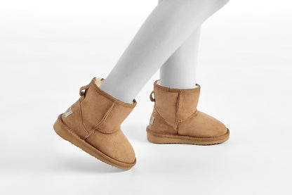 UGG Outback Kid's Premium Double Face Sheepskin Classic Boot  - Chestnut; Size 3-4 US)