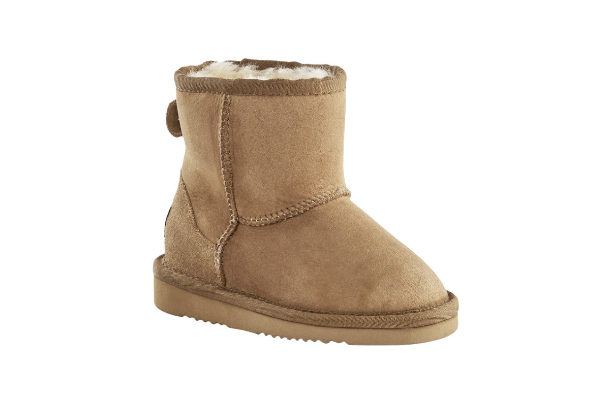 UGG Outback Kid's Premium Double Face Sheepskin Classic Boot  - Chestnut; Size 3-4 US)