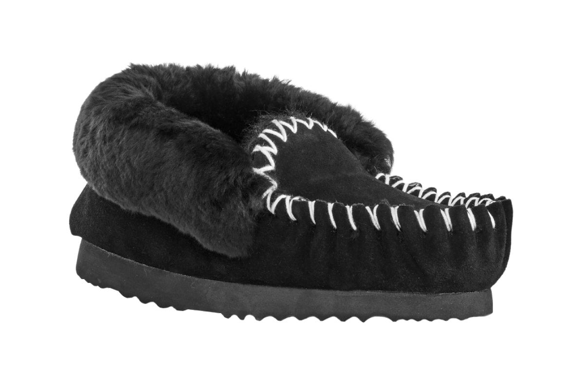 UGG Outback Premium Australian Sheepskin Moccasin Slipper (Black, Size 13M/14W US)