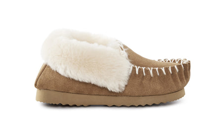 UGG Outback Premium Sheepskin Moccasin Slipper (Chestnut, Size 13M/14W US)