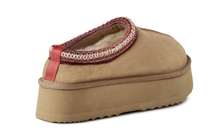 UGG Outback Maddie Slip On Boot  - Chestnut; Size 8M/9W US)