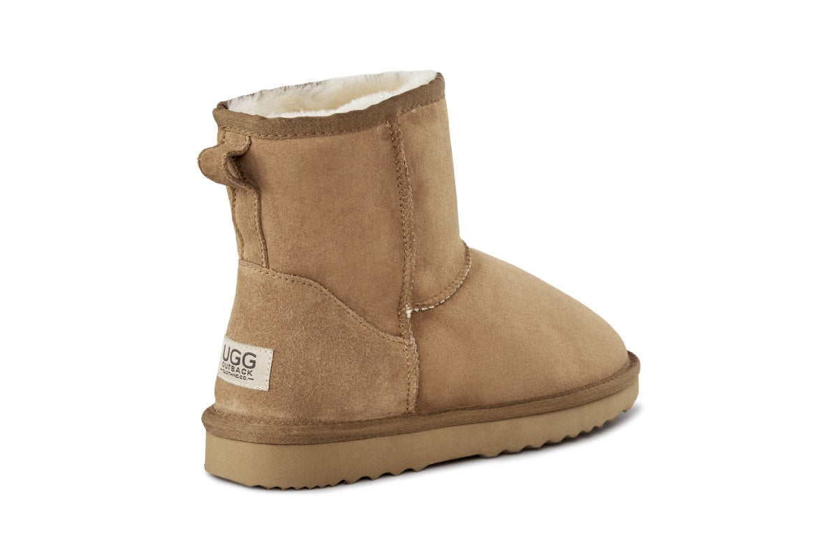 UGG Outback Premium Double Face Sheepskin Short Classic Boot (Chestnut, Size 6M/7W US)