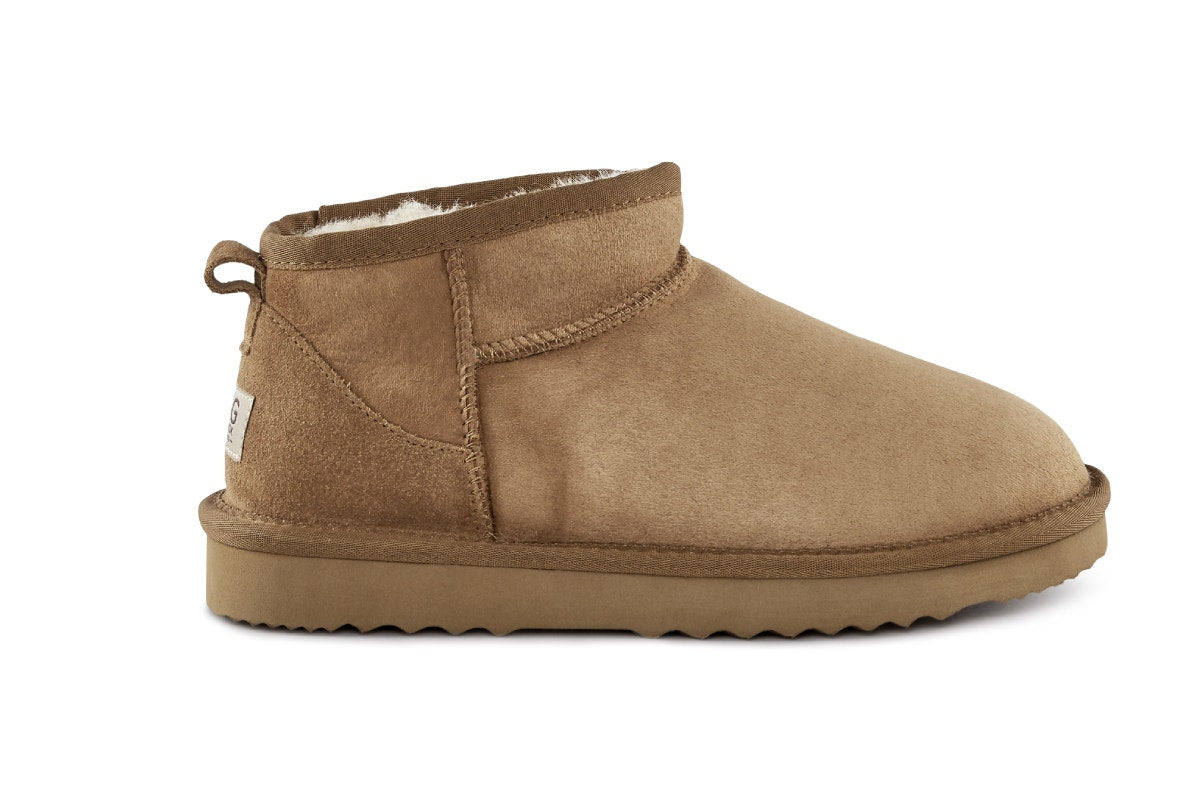 UGG Outback Premium Sheepskin Ultra Mini Boot  - Chestnut; Size 8M/9W US)