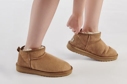 UGG Outback Premium Sheepskin Ultra Mini Boot  - Chestnut; Size 8M/9W US)