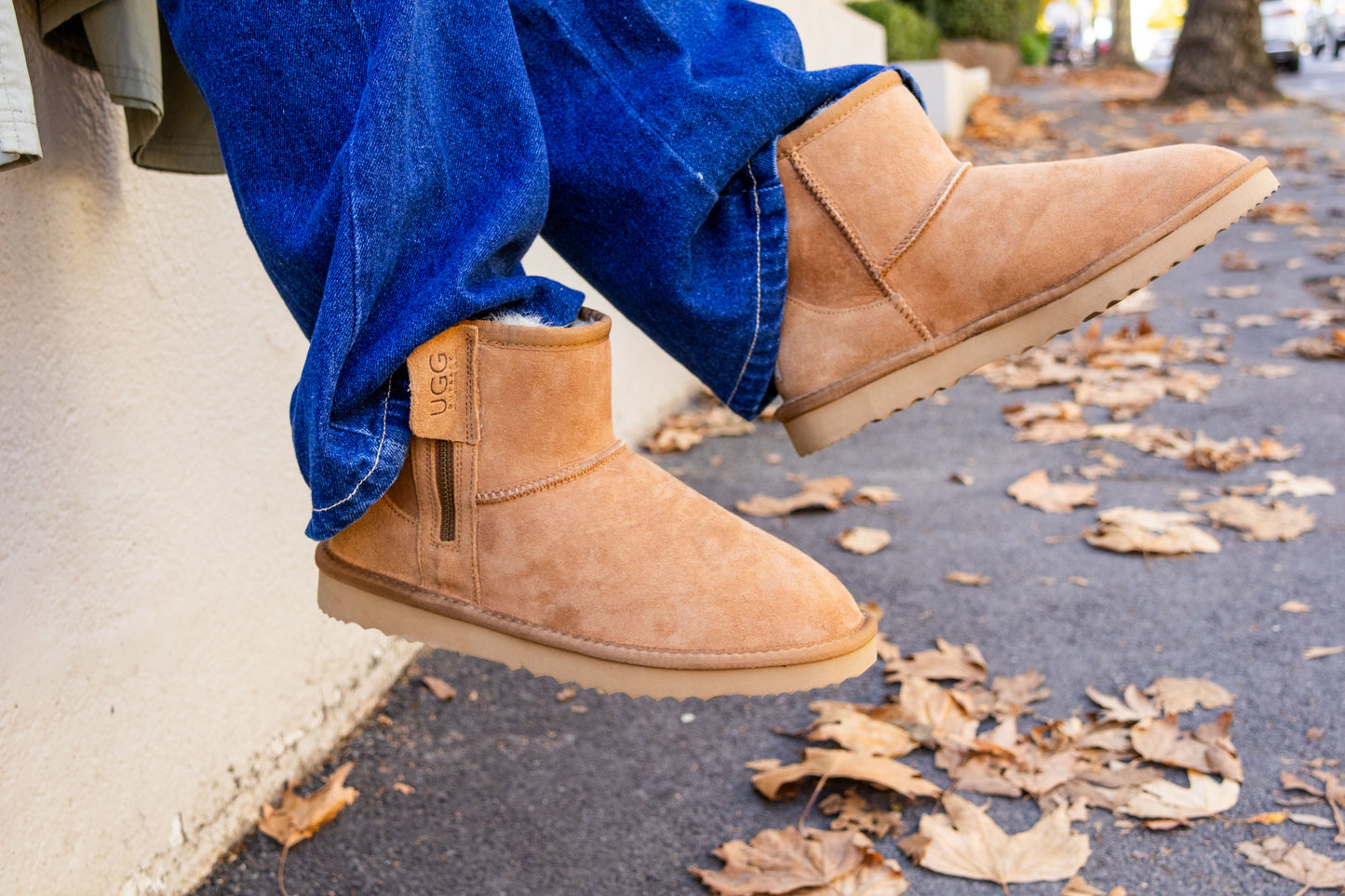 UGG Outback Premium Australian Sheepskin Zip Classic Boot (Chestnut, Size 13M/14W US)