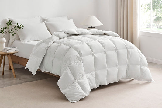 Ovela All Seasons Duck Down and Feather Quilt (King) - Auzzistore